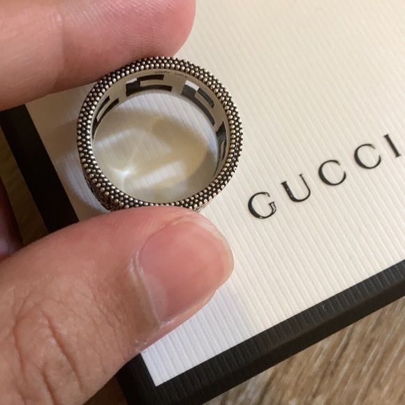 Authentic Gucci G Square Ring - Picture 2 of 7